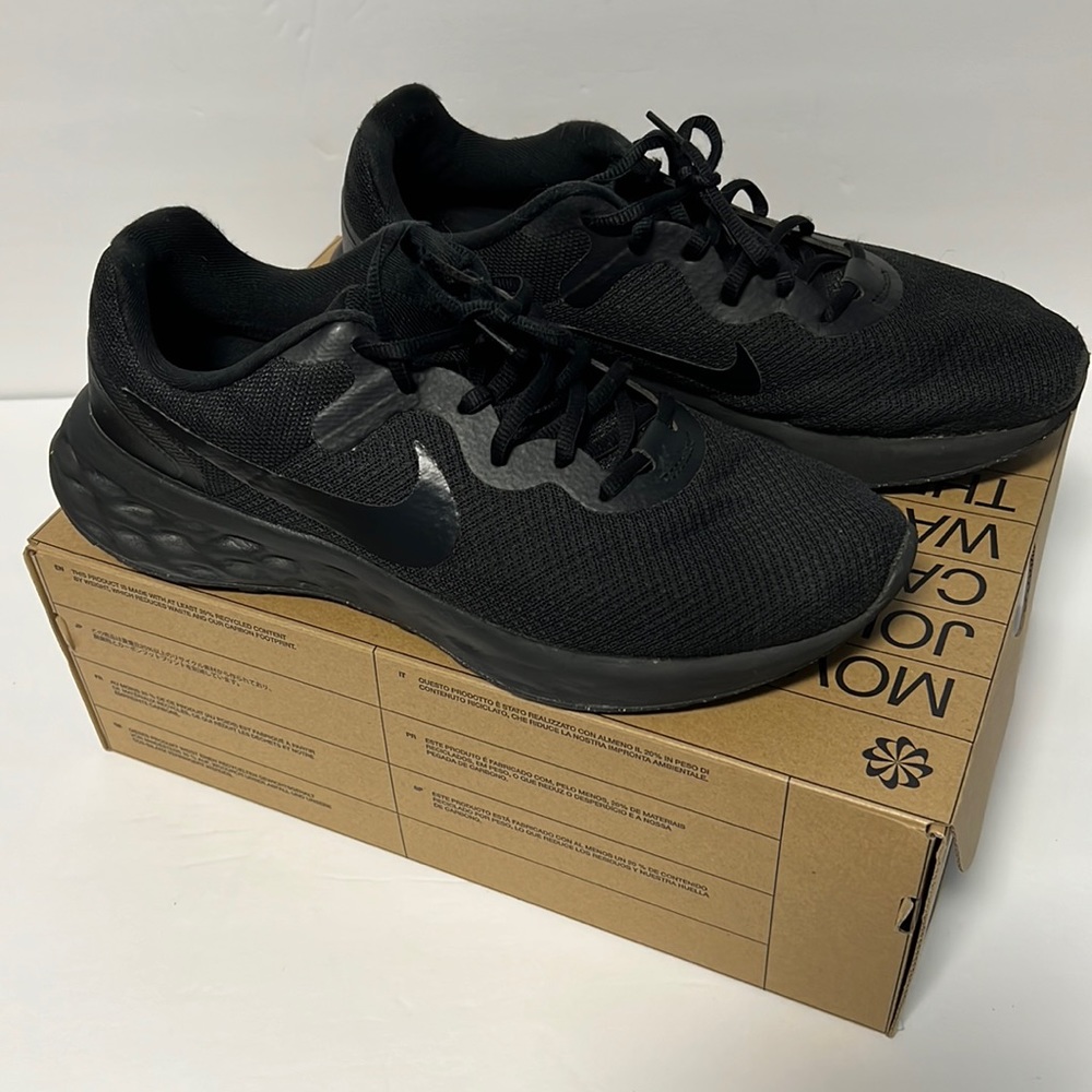NIKE Revolution 6 NN Black Size 10 #DC3728-001